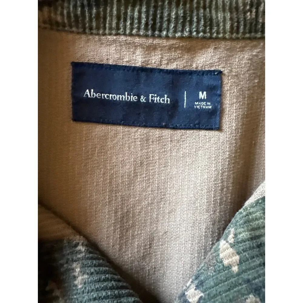 Abercrombie & Fitch Tree Camo Medium Corduroy Button Up Shirt